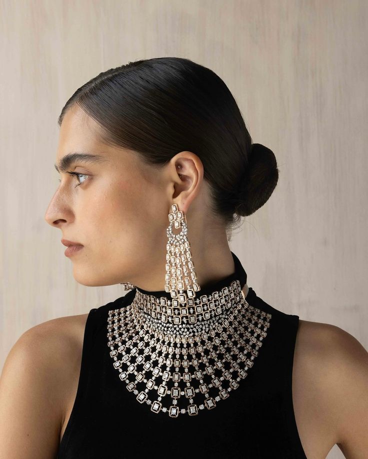 Diamond necklace with model